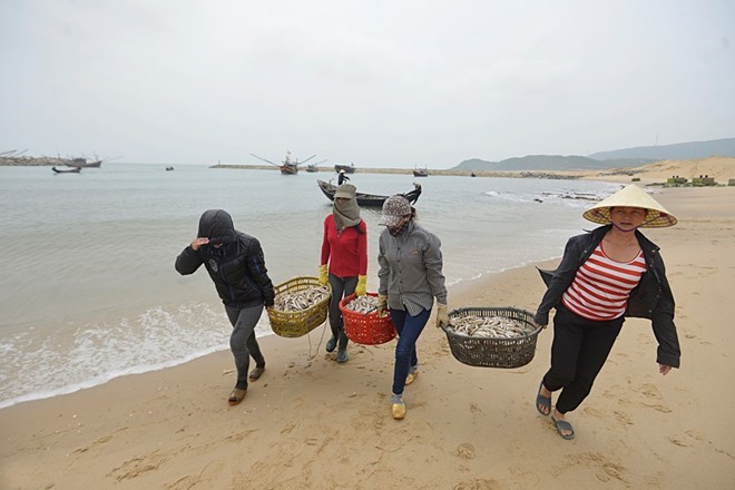 ngu dan 4 tinh mien trung duoc boi thuong truoc tet