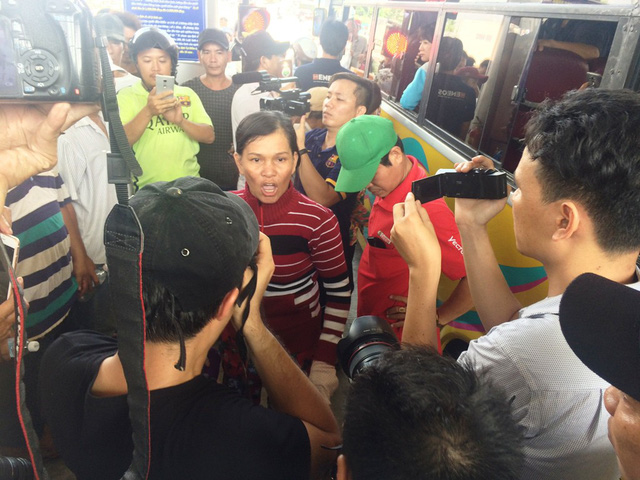 toan canh cuoc so gang giua thuong de tai xe va bot cai lay