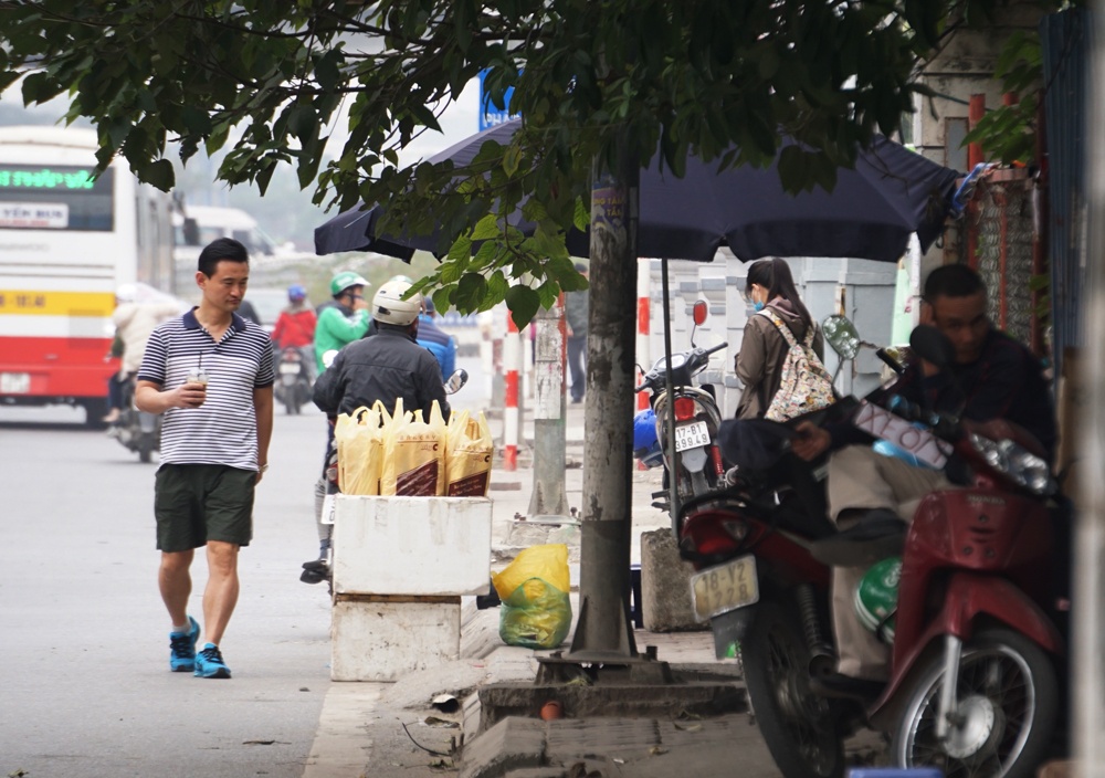 nguoi di bo chia tay via he lam ban voi long duong