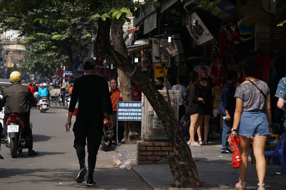 nguoi di bo chia tay via he lam ban voi long duong
