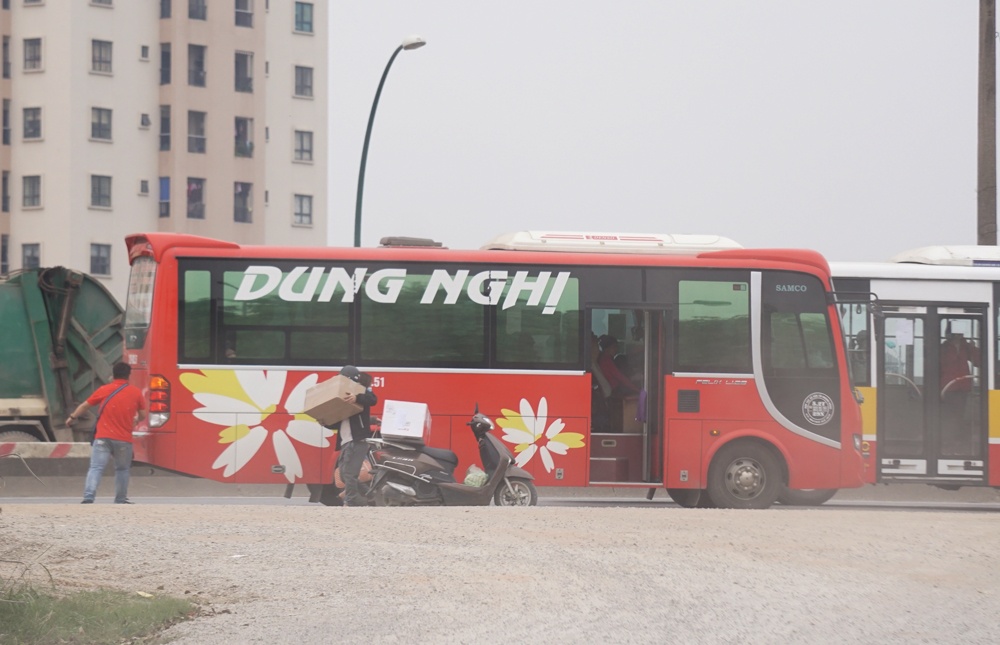 can canh don khach khap thu do cua cac xe tuyen co dinh