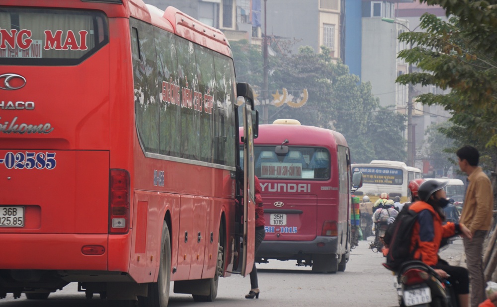 can canh don khach khap thu do cua cac xe tuyen co dinh