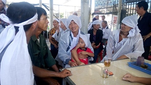 me con san phu tu vong tai benh vien nu bac si va 2 ho sinh lanh an