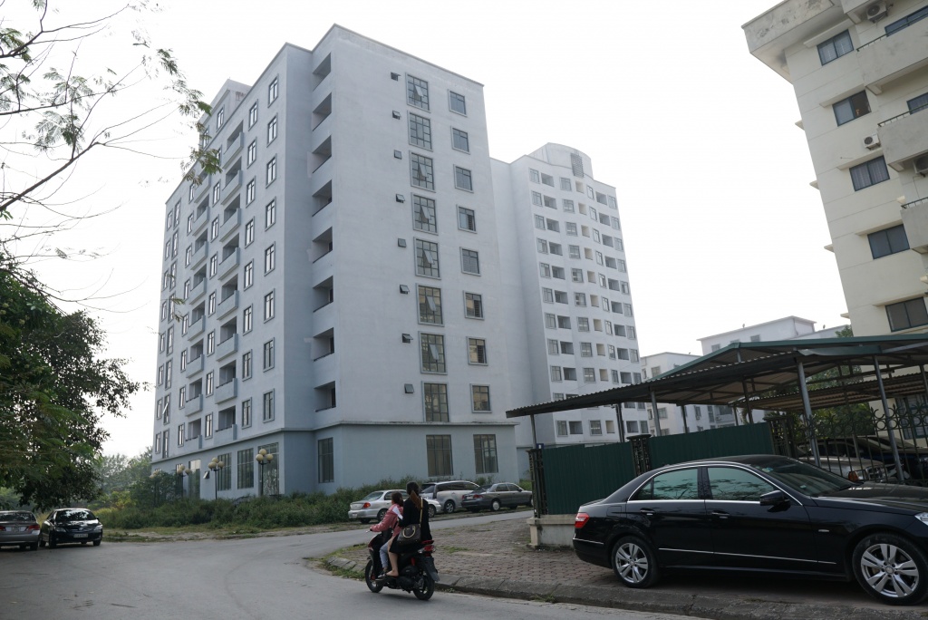 ha noi xot xa khu tai dinh cu phu dien bo hoang co dai vay kin