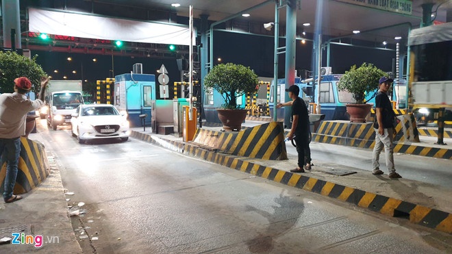 Chủ đầu tư BOT An Sương - An Lạc đã chuẩn bị tiền 100 đồng để trả lại tài xế vu phan doi bot an suong an lac chu dau tu chuan bi tien le 100 dong
