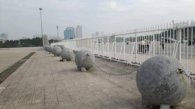 bat ngo di chuyen 40 qua bong xich tai san my dinh