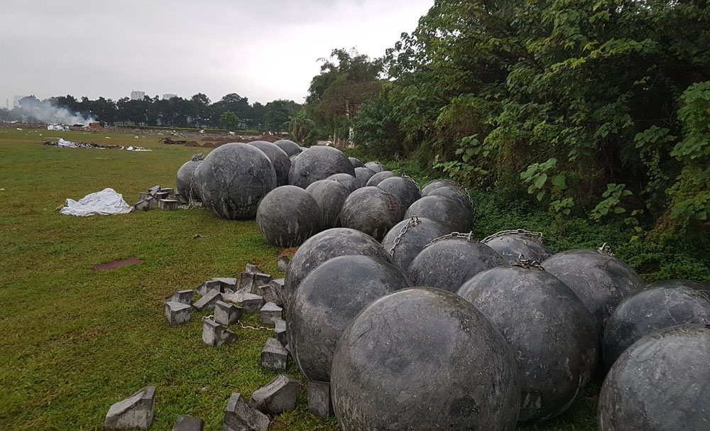 he lo ngoi nha moi cua nhung qua bong xich o san my dinh