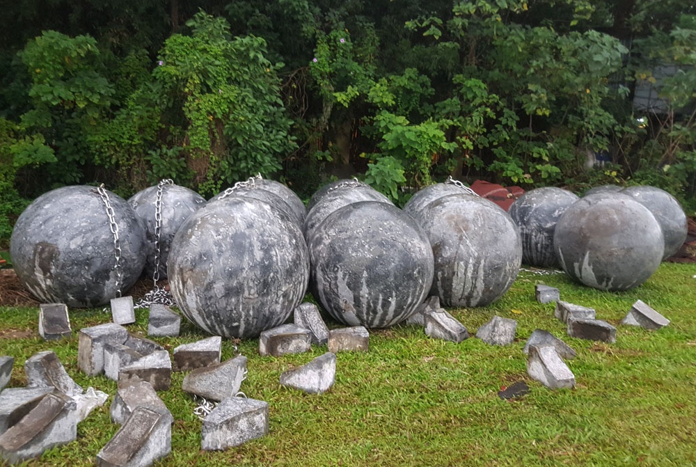 he lo ngoi nha moi cua nhung qua bong xich o san my dinh