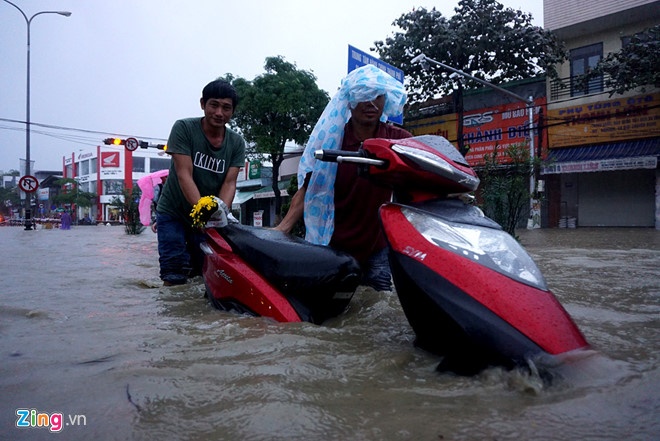 Chuyên gia khí tượng hé lộ nguyên nhân Đà Nẵng mưa to bất thường chuyen gia khi tuong he lo nguyen nhan da nang mua to bat thuong