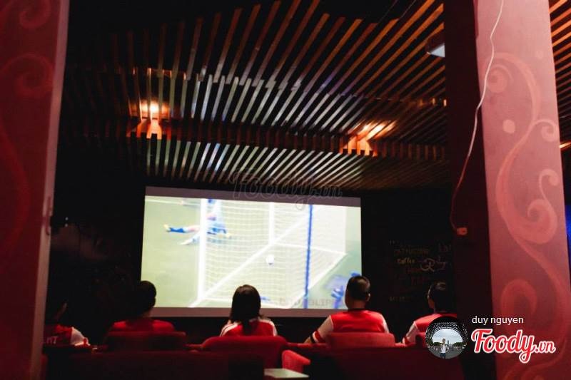 nhung quan ca phe bong da tai sai gon chieu chung ket aff cup viet nam malaysia