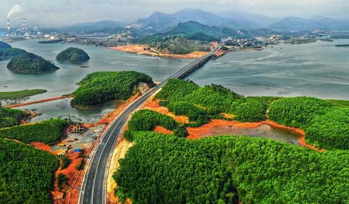 cao toc 12000 ti dong o quang ninh truoc ngay thong xe