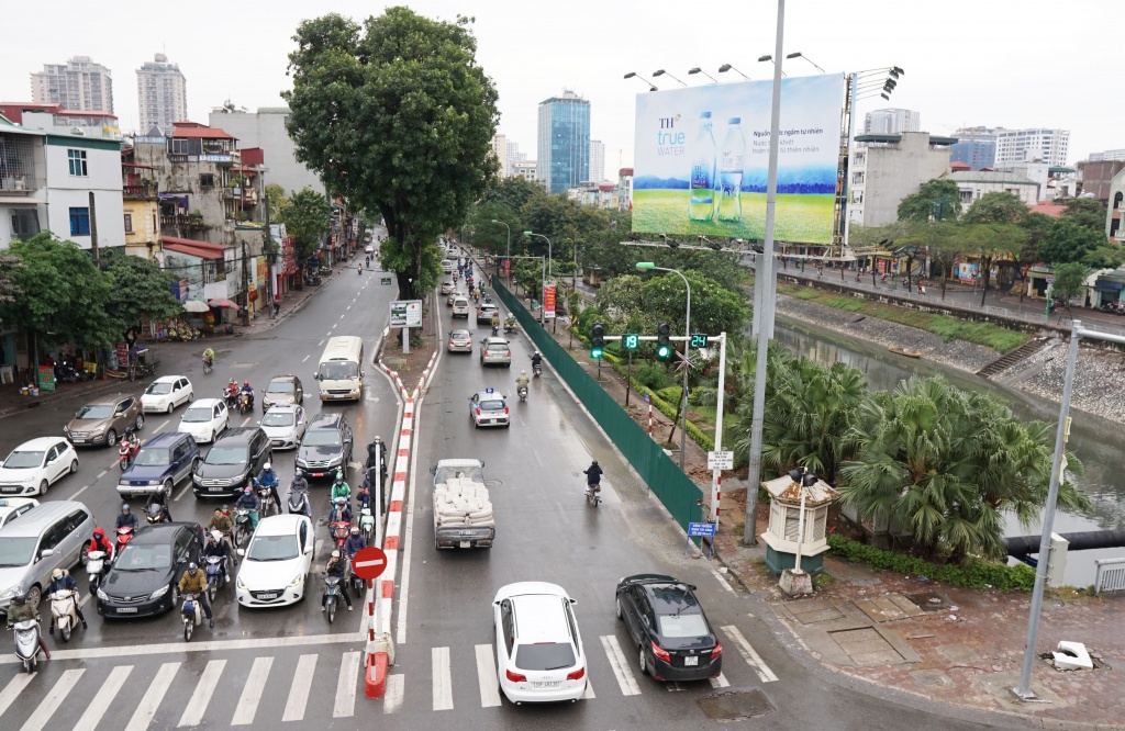 ha noi chuan bi xen via he duong lang dai phan cach vanh dai 3