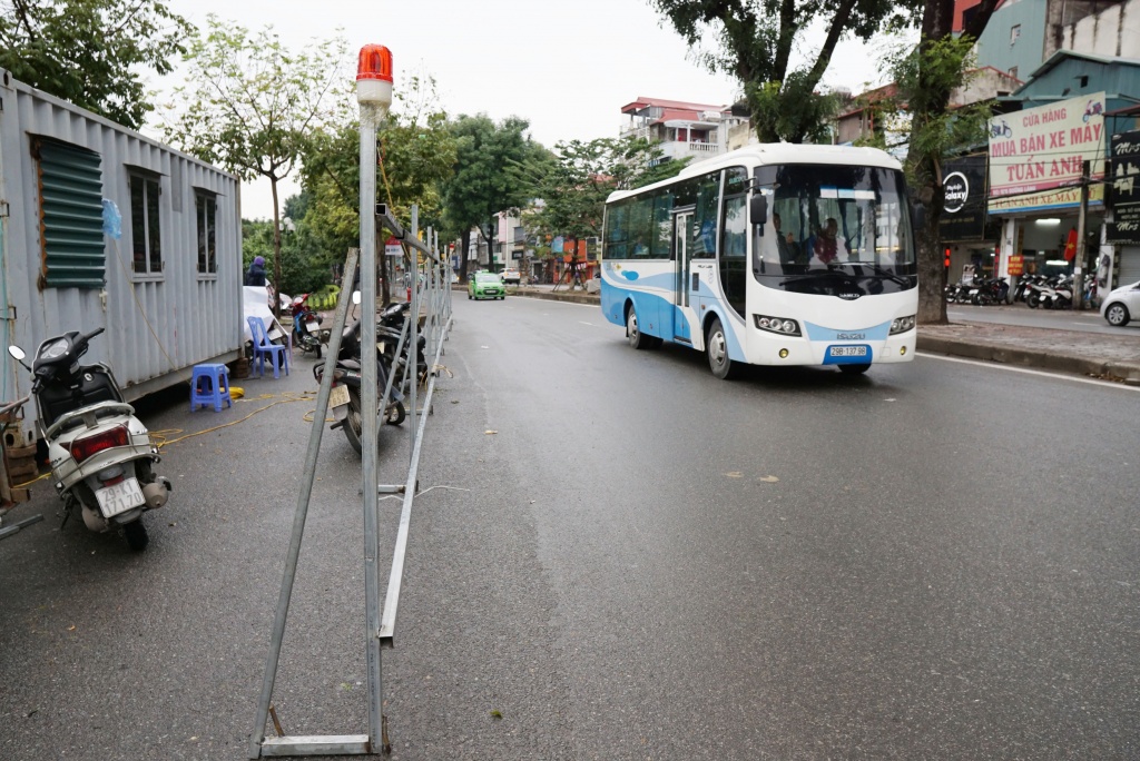 ha noi chuan bi xen via he duong lang dai phan cach vanh dai 3