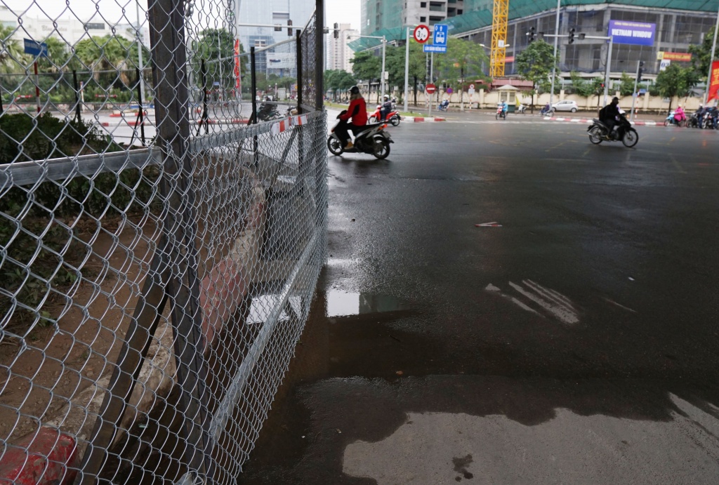 ha noi chuan bi xen via he duong lang dai phan cach vanh dai 3