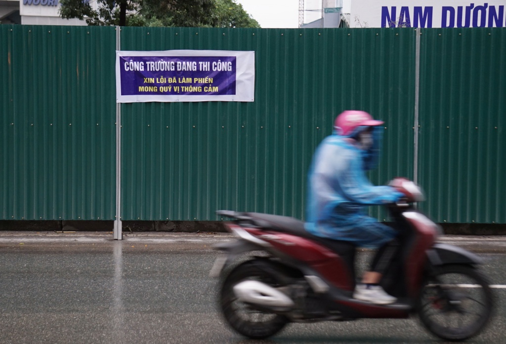 ha noi chuan bi xen via he duong lang dai phan cach vanh dai 3