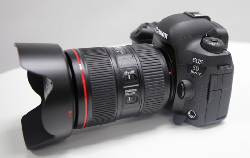 Canon EOS 5D Mark IV chính thức được bán tại Việt Nam