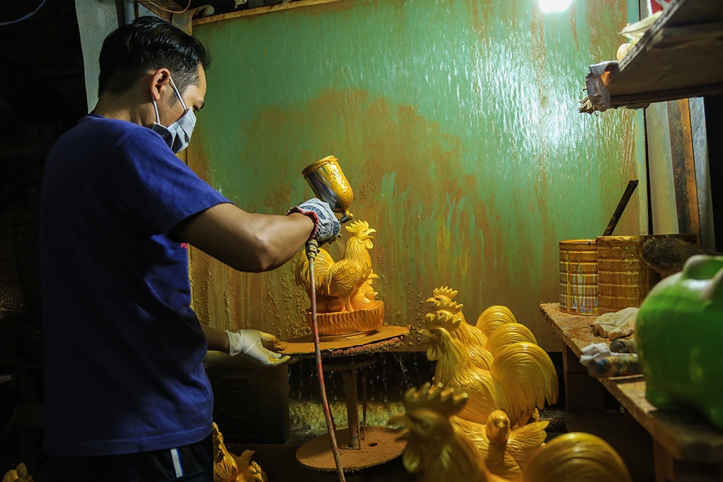 lang gom binh duong hoi ha san xuat ga vang don tet dinh dau