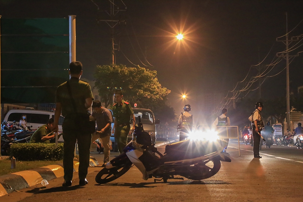 di an tat nien ve nam thanh nien tu nga xe tu vong