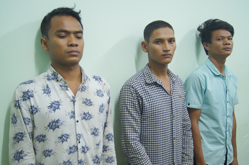 di tra thu giup ban bi doi thu dam tu vong