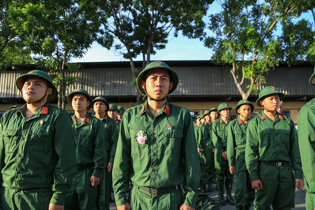 thieu nu sai gon gac lai but nghien len duong nhap ngu