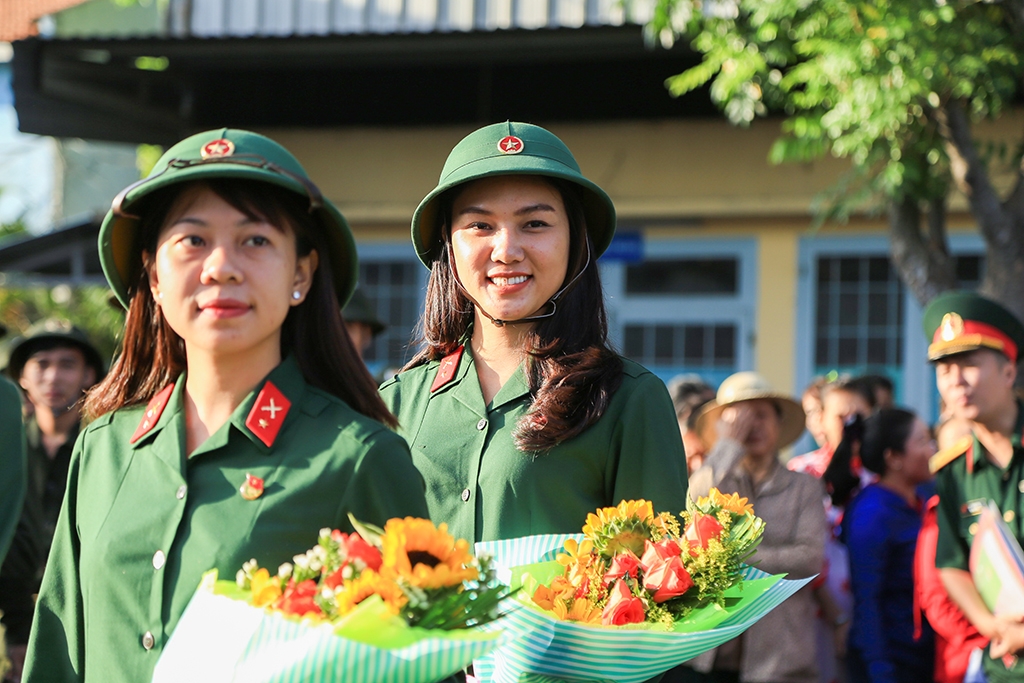 thieu nu sai gon gac lai but nghien len duong nhap ngu