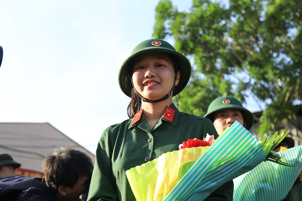 thieu nu sai gon gac lai but nghien len duong nhap ngu