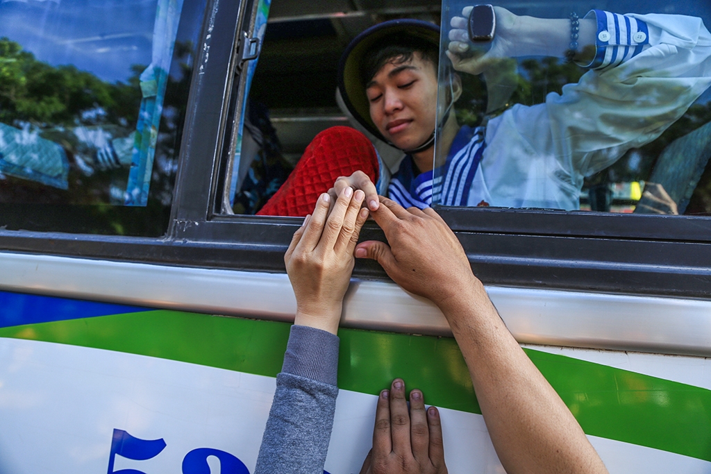 thieu nu sai gon gac lai but nghien len duong nhap ngu