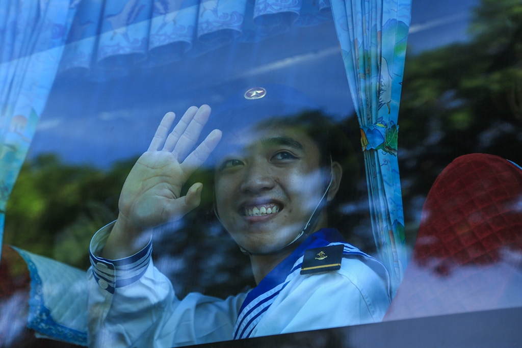 thieu nu sai gon gac lai but nghien len duong nhap ngu
