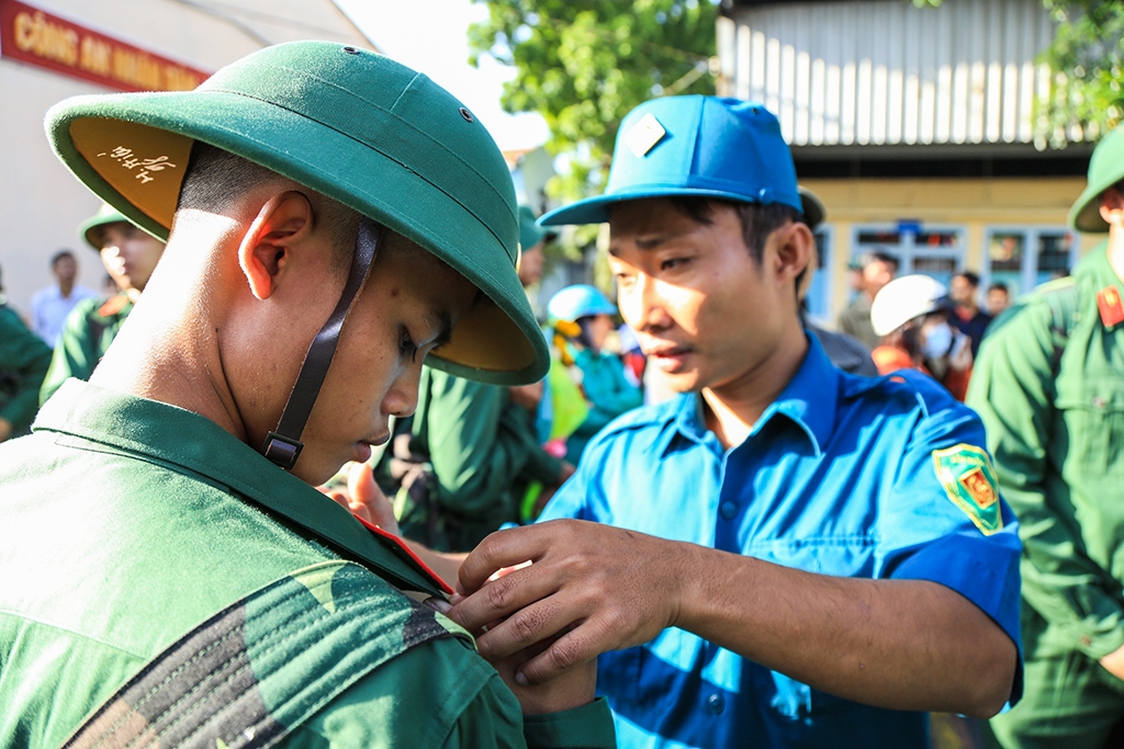 thieu nu sai gon gac lai but nghien len duong nhap ngu
