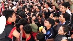 Dừng phát thẻ ấn đền thờ Quang Trung vào mùng 5 tết