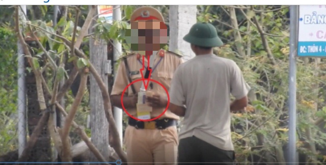 dan quay clip to csgt tieu cuc cong an khang dinh thieu co so