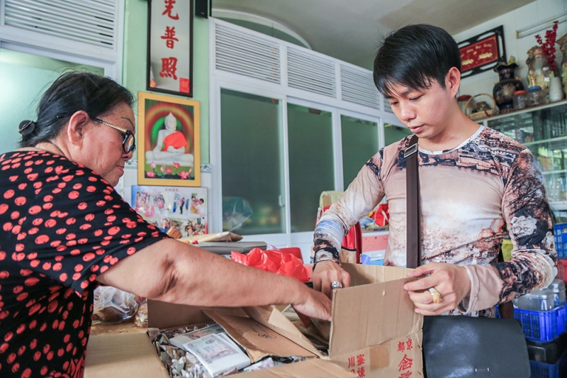 duong pho sai gon nao loan vi cuop do cung co hon
