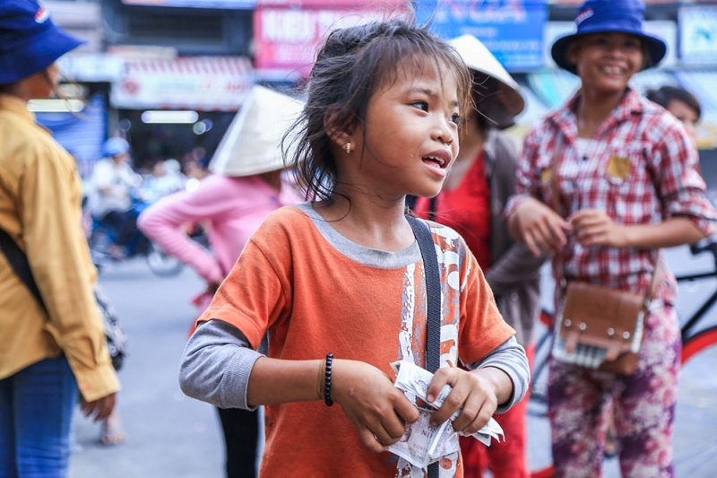 duong pho sai gon nao loan vi cuop do cung co hon