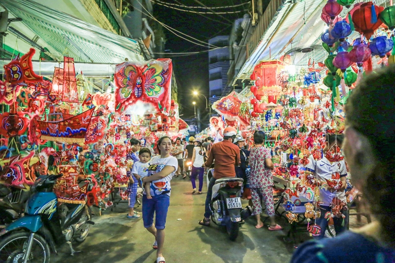 pho long den nhon nhip giua long sai gon 2617