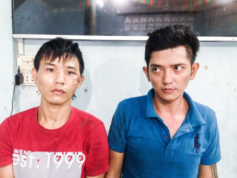 con gai bi giat dien thoai me quat nga 2 ten cuop giua duong