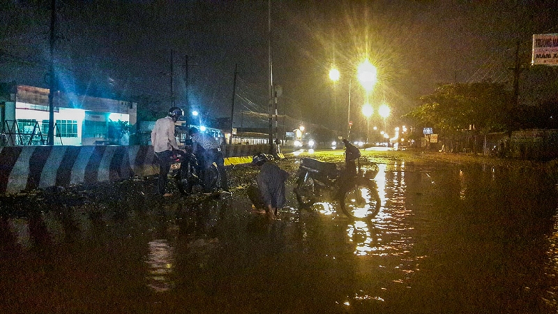 binh duong nhieu nguoi te nga khi sap ho tu than tren tuyen duong huyet mach