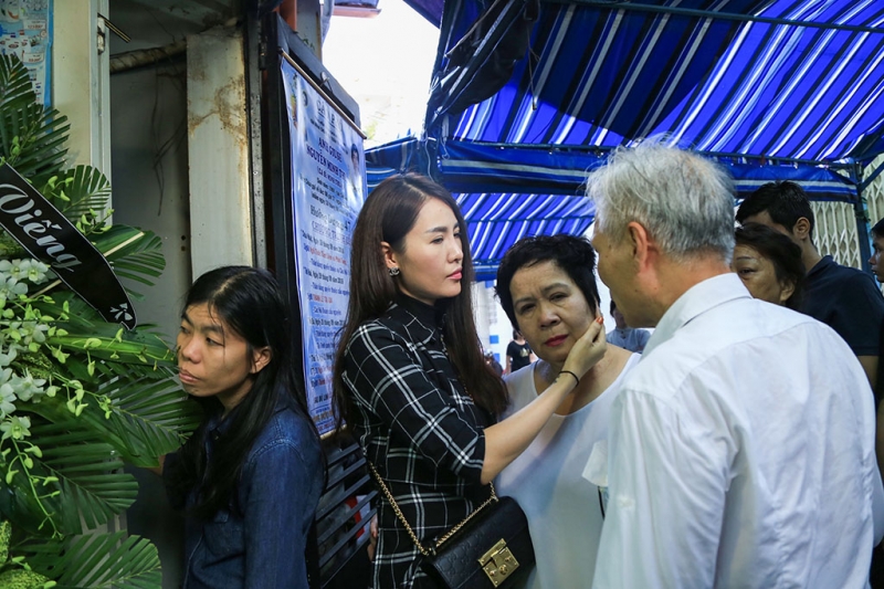 gia dinh gioi nghe si tien biet minh thuan