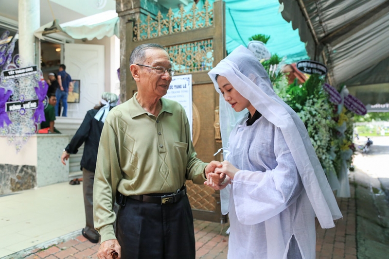 ban be bang huu vieng nghe si thanh tong