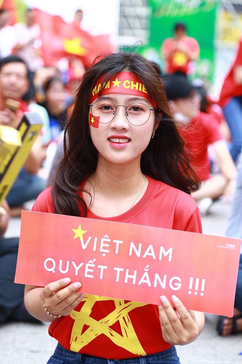 nguoi ham mo doi mua cam vung noi tiep lua cho doi tuyen viet nam tranh huy chuong dong asiad