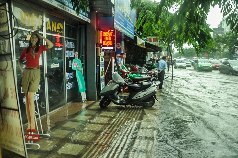 tp ho chi minh lai ngap nhe sau mua
