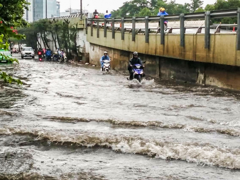 tp ho chi minh lai ngap nhe sau mua