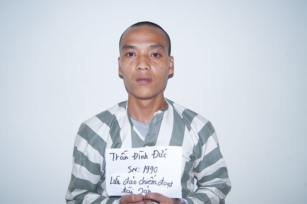 bat giu doi tuong dung giay to gia lua vay tien ngan hang