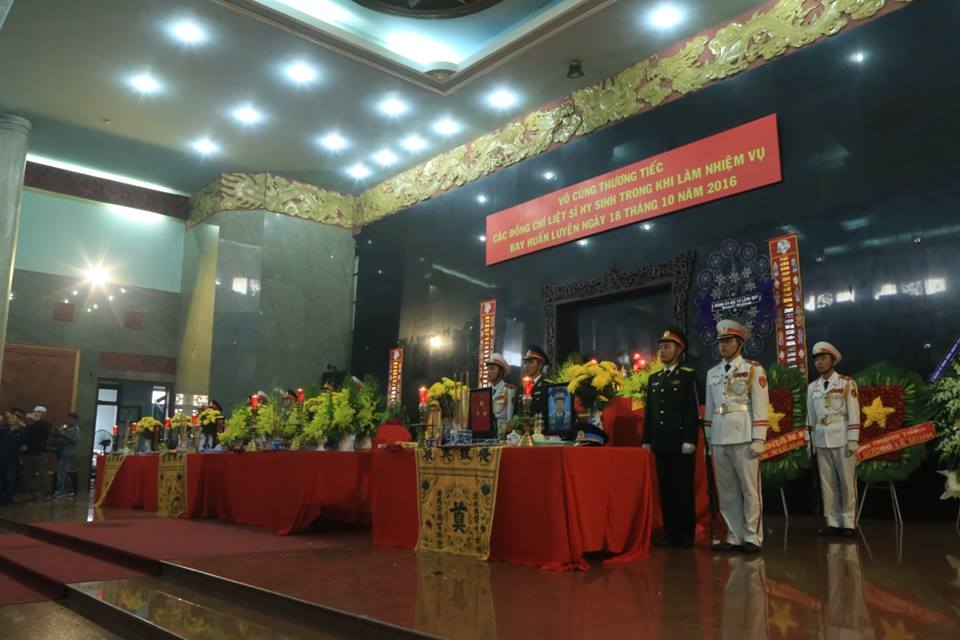 chua tim ra nguyen nhan may bay truc thang ec 130 roi tren dinh bao quan