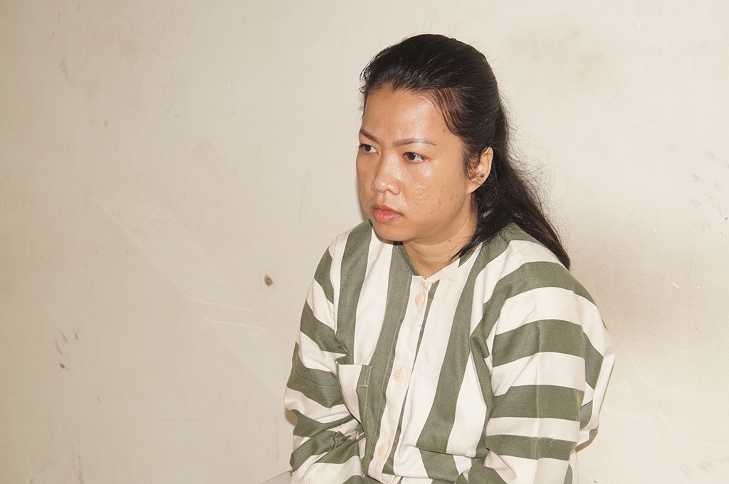 nu dao chich vua ra tu lai tiep tuc hanh nghe