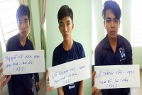 ngoi tren o to nguoi phu nu bi cuop giat tui xach tao ton trong dem