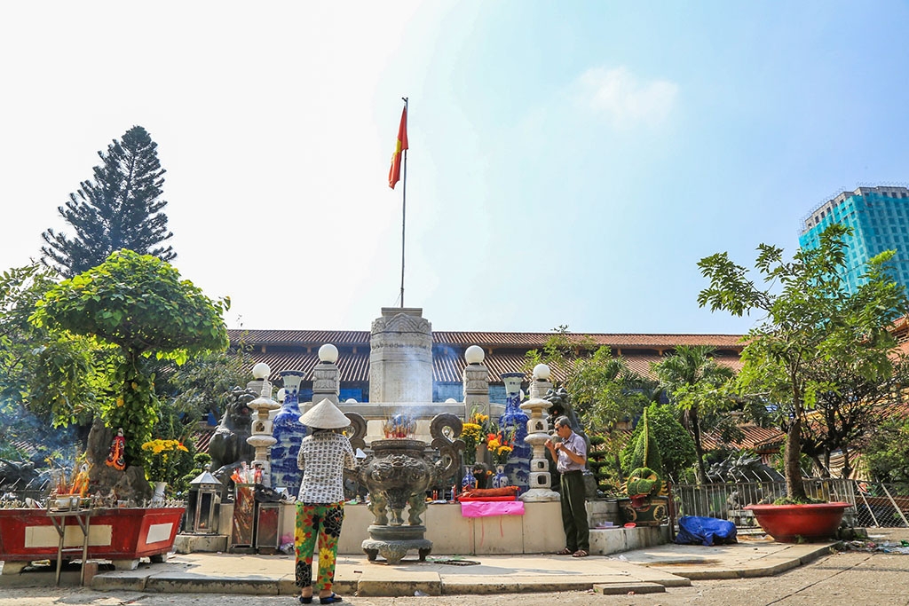 nhung tieu thuong cuoi cung hoi ha roi cho co lon nhat sai gon