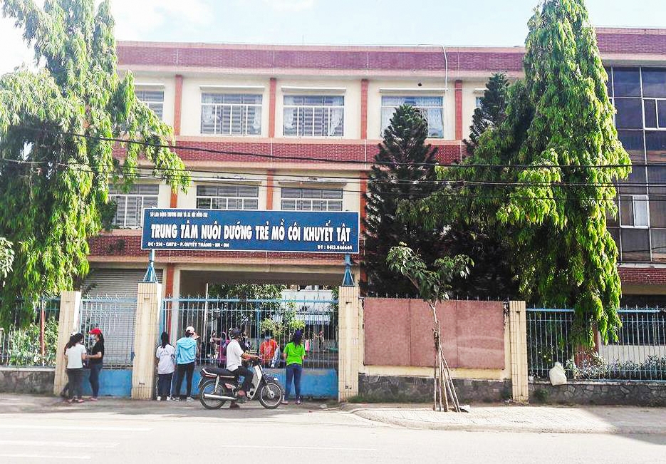 van chuyen sua ra ngoai can bo trung tam tre mo coi dong nai bi kiem diem