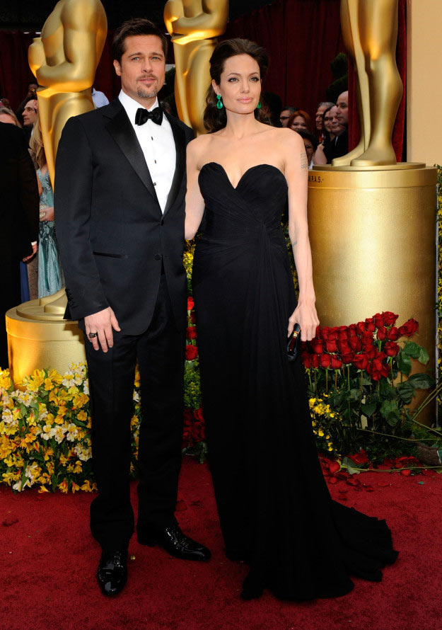 thoi trang doi hoan hao angelina jolie va brad pitt thua man nong