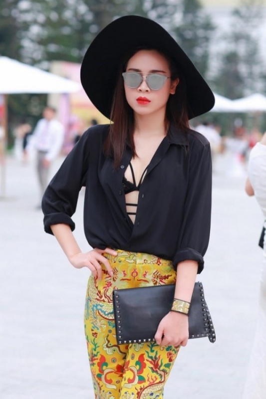 khac phuc loi khoe noi y de khong bi che nhu mai ngo