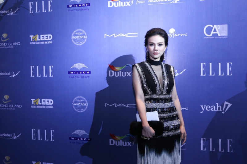 tham do elle fashion journey 2016 ngap tran trang phuc den trang